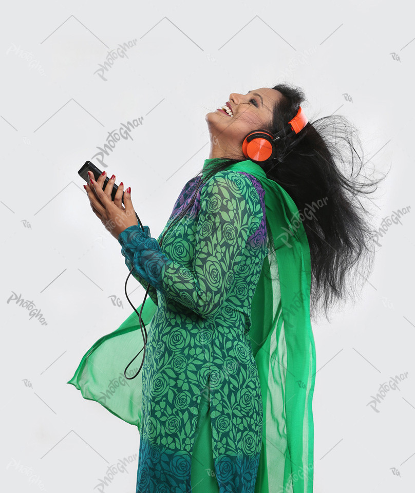 young girl music headphones